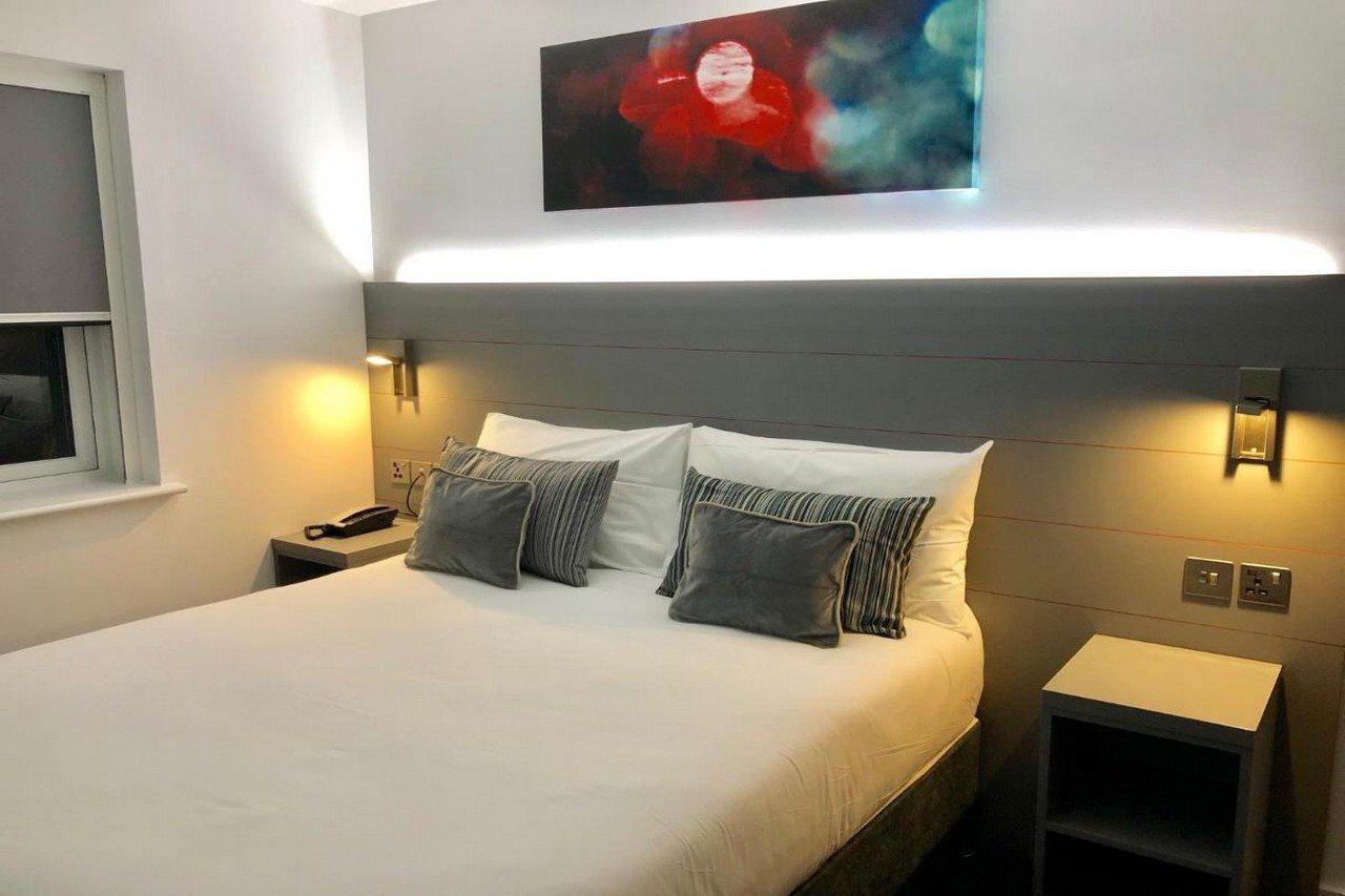 Ilford Hotel Goodmayes Esterno foto