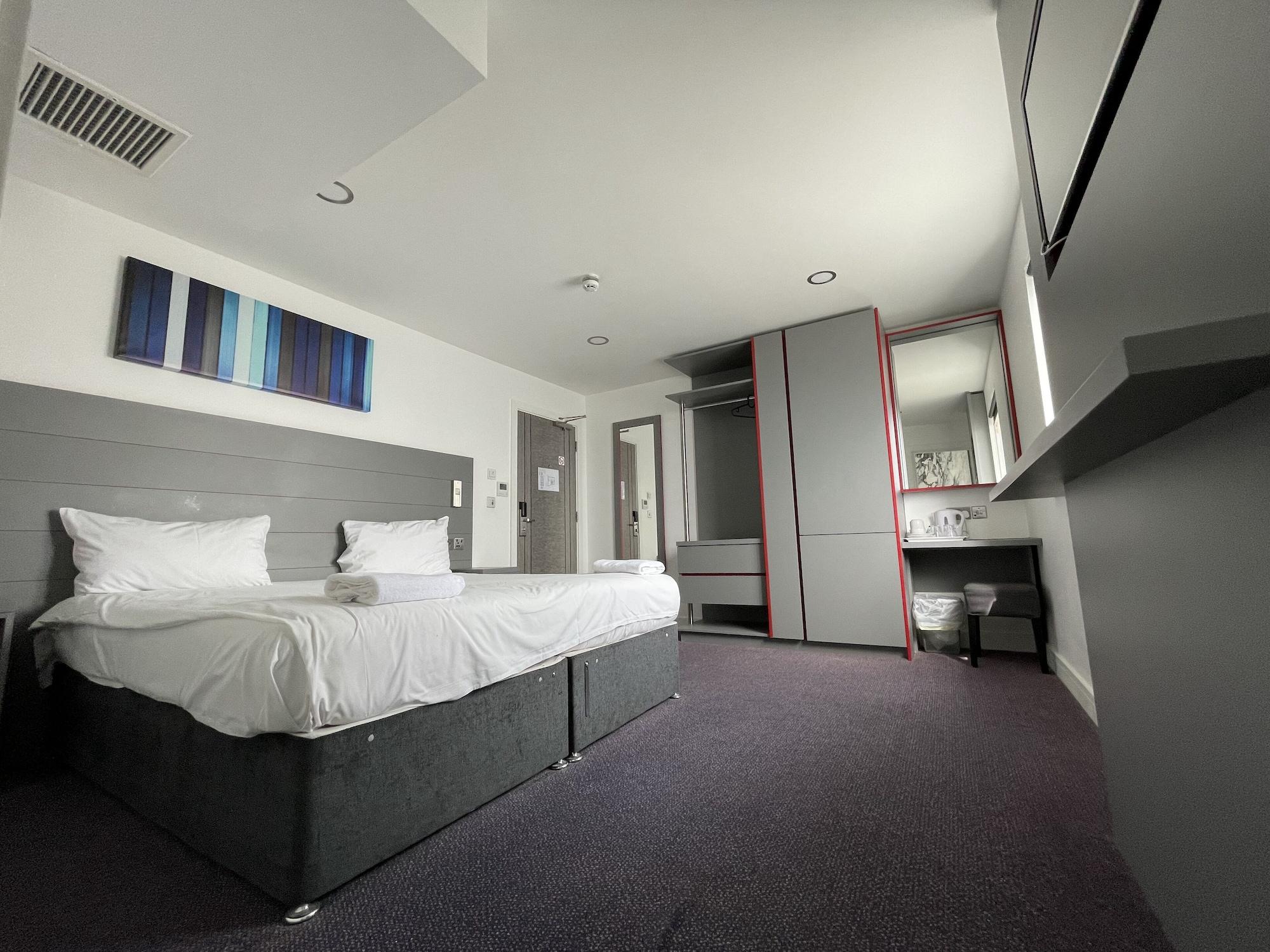 Ilford Hotel Goodmayes Esterno foto
